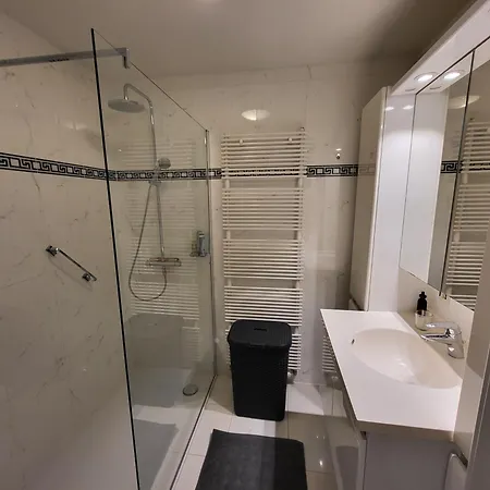 Spacious With Large Terrace & Parking In * Ostend
